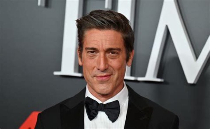 David Muir- Wiki, Age, Height, Ethnicity, Net Worth, Relationship, Career