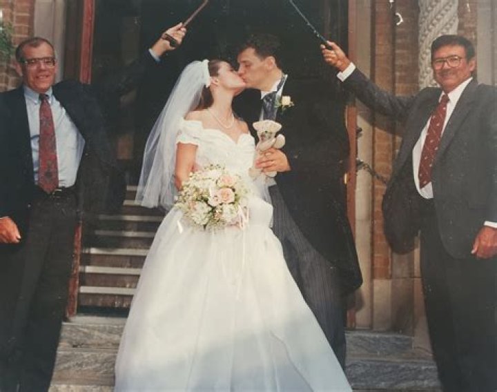 Robyn Crawford's Marital Bliss Revealed!