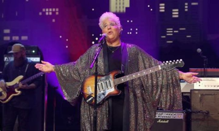The highly talented vocalist and guitarist of Alabama Shakes, Brittany Howard! Know about her diffic