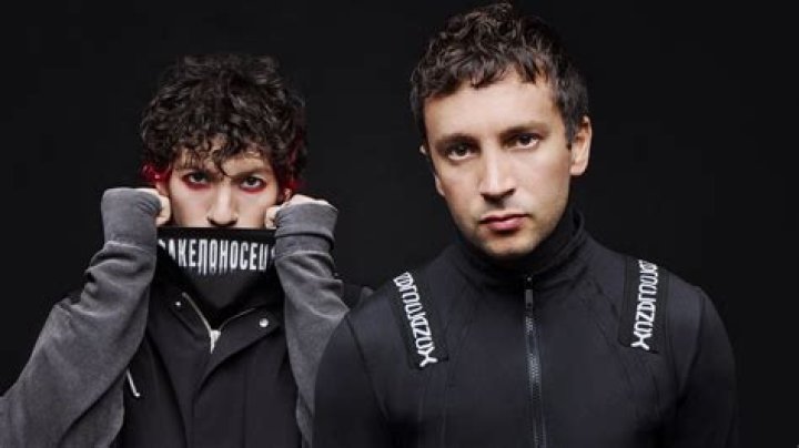 The Most Comprehensive "The Outside" Lyrics By Twenty One Pilots | Expert Analysis