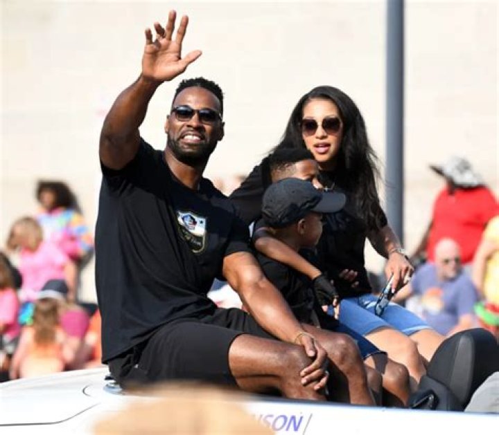 Who Is Calvin Johnson Married To? - Unveiled