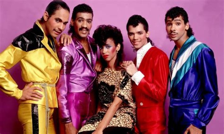Who is El Debarge Dating Now